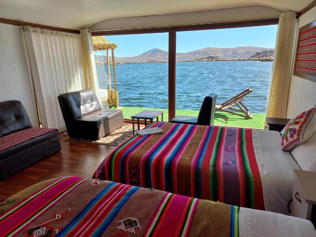 Uros Aruma-Uro On Uros Floating Islands Puno Exterior foto