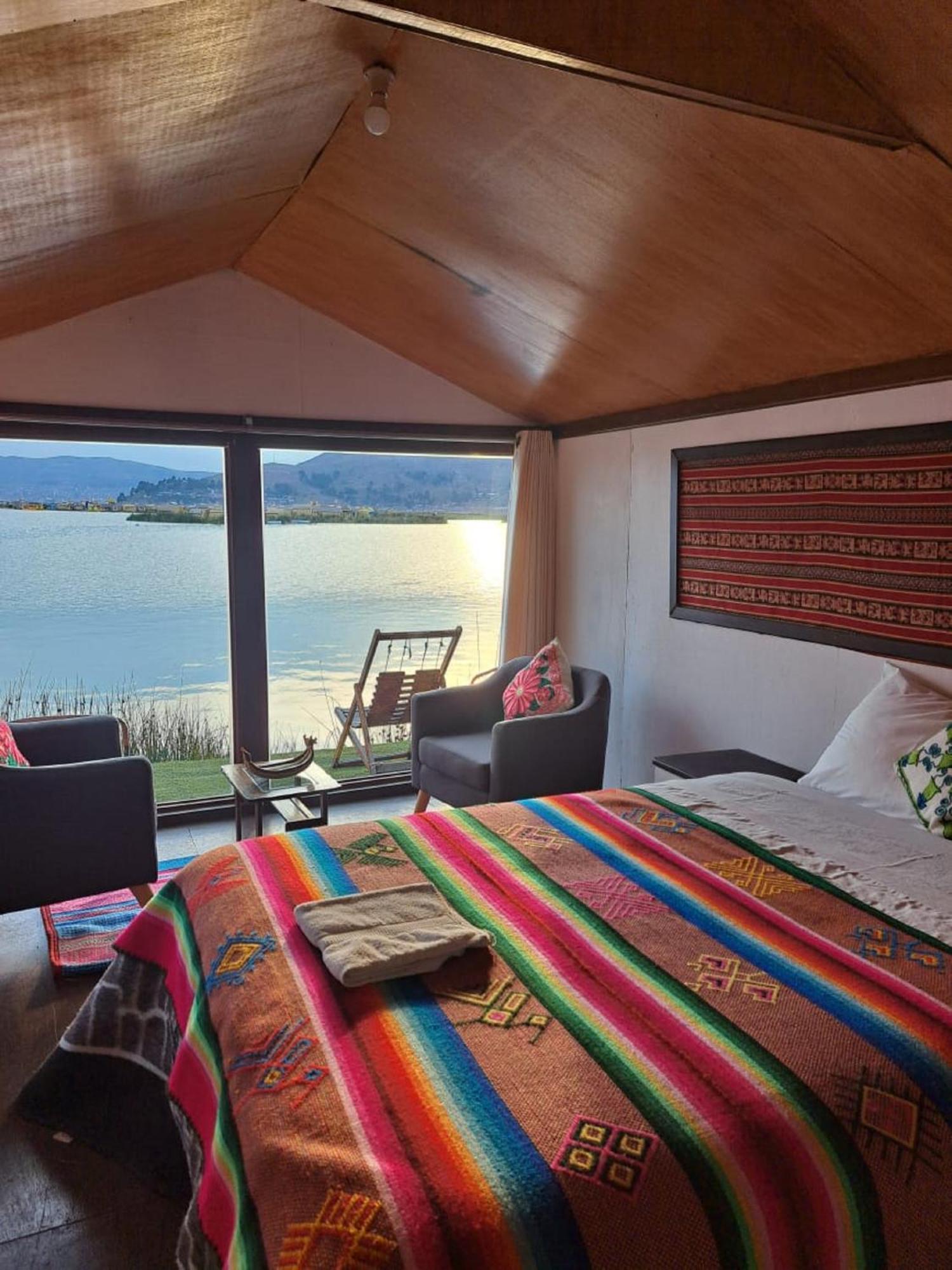 Uros Aruma-Uro On Uros Floating Islands Puno Exterior foto