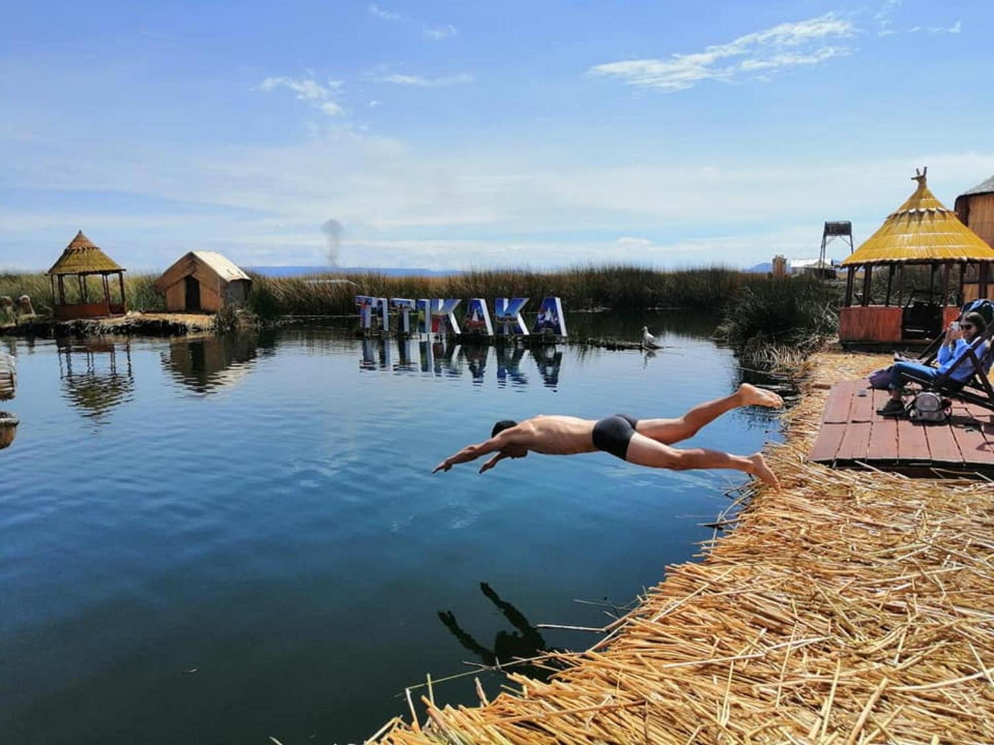 Uros Aruma-Uro On Uros Floating Islands Puno Exterior foto